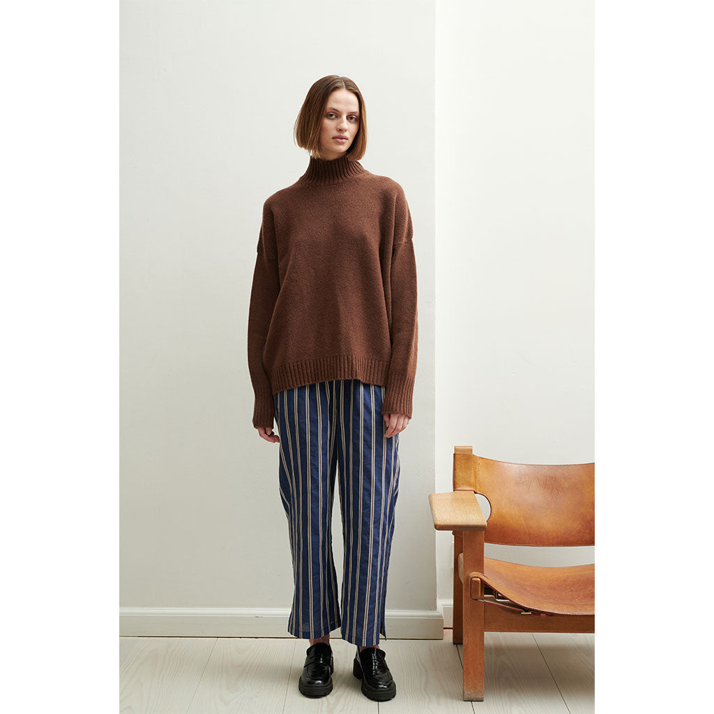 Bonni lambswool high-neck knit sweater brown