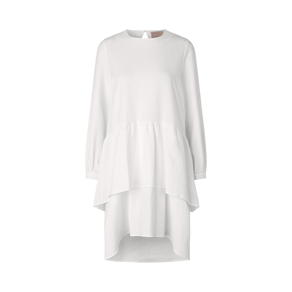 Schulz by Crowd hvid kjole i beck og bølge med lag-på-lag skjørt